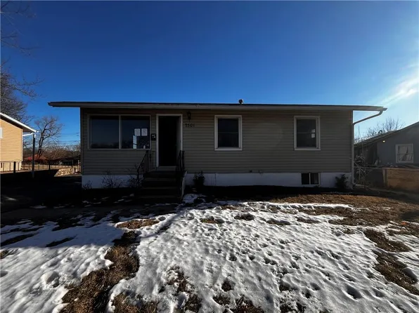 7501 E 49th Ter, Kansas City, MO 64129