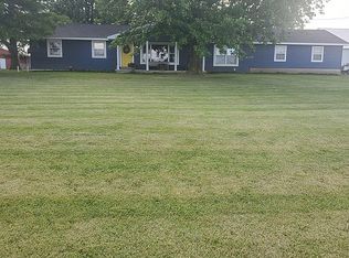 2375 N 600th St, Ramsey, IL 62080