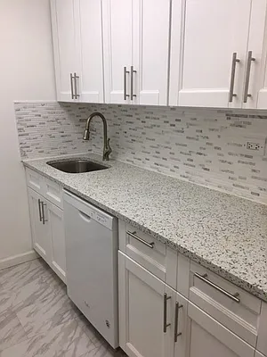 Rented by Vipler Realty | media 9