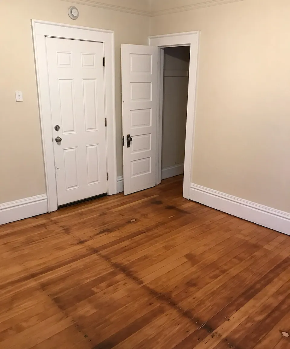 Studio, 130 sqft, $600 — Photo 3