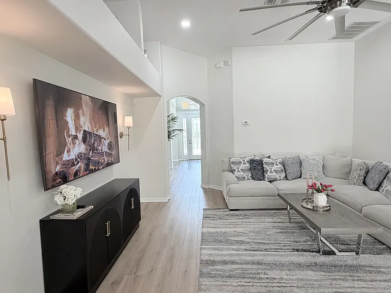 2413 Prairie View Dr — Photo 23