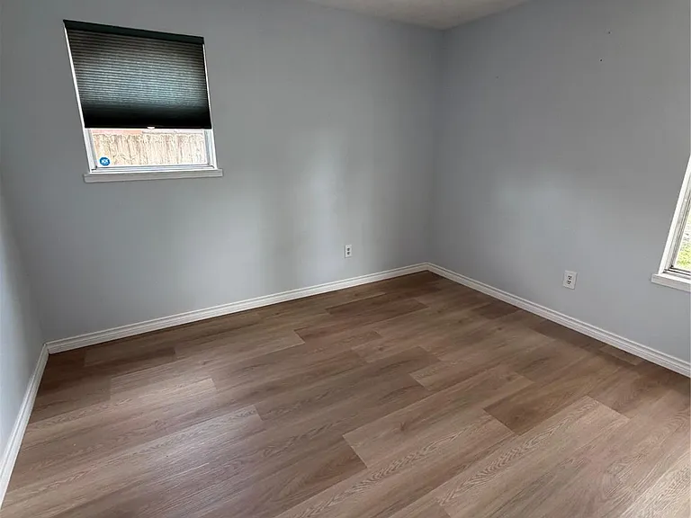 10415 Norton Dr — Photo 11