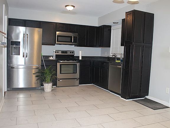 Kitchen SS and granite