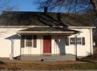 609 Smith St, Shelby, NC 28150