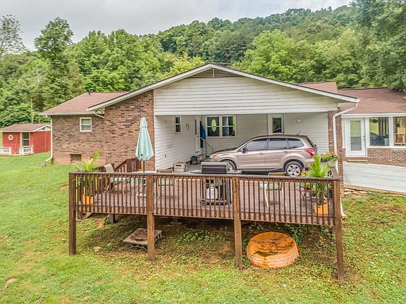 3rd image of 6810 Raccoon Valley Dr