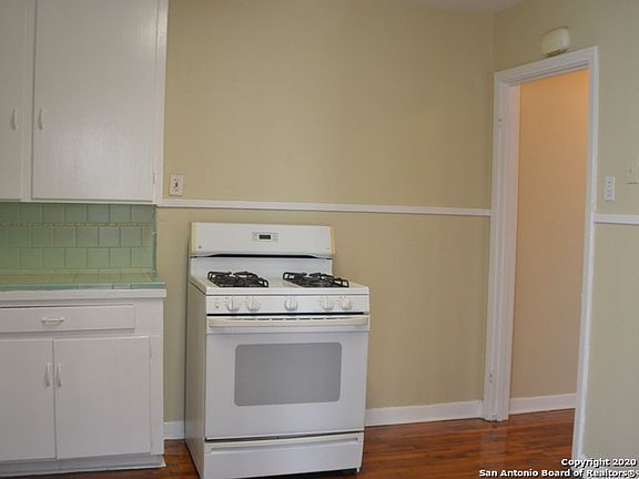 5th image of 1341 W Hollywood Ave