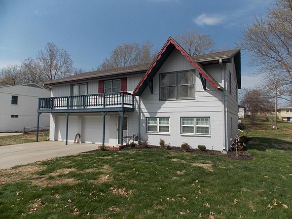 2nd image of 3113 Jennifer Ln