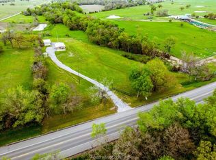 5569 Highway 21 E, Madisonville, TX 77864