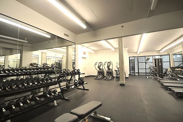 Rented by Compass | media 21