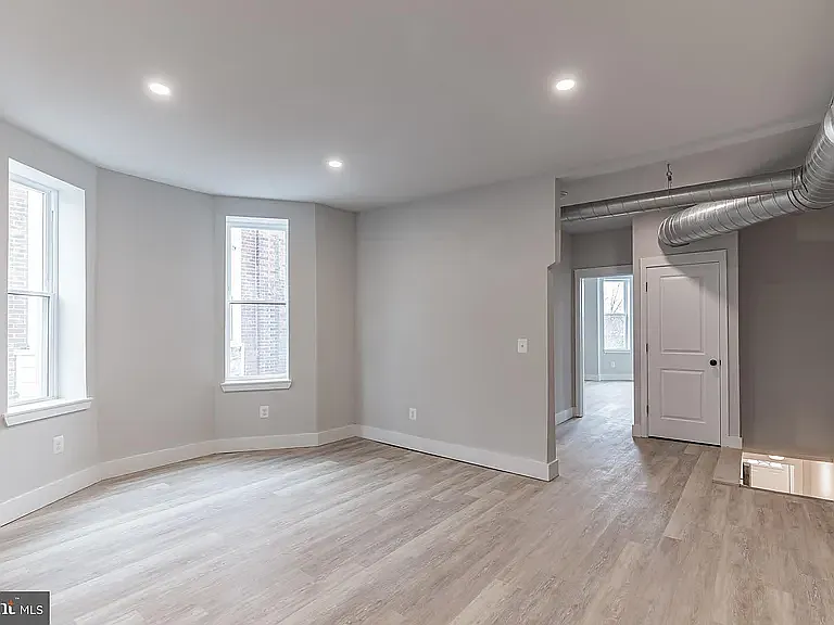 1512 S 58th St #2 — Photo 8