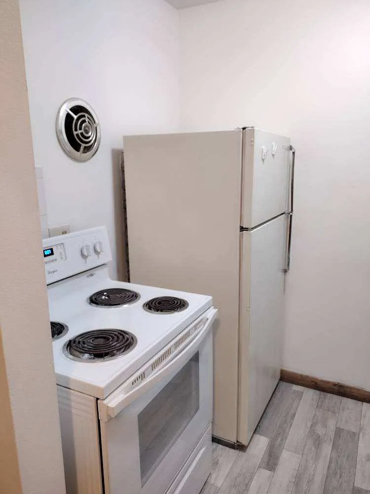 Goodman Apartments - 13 — Photo 2