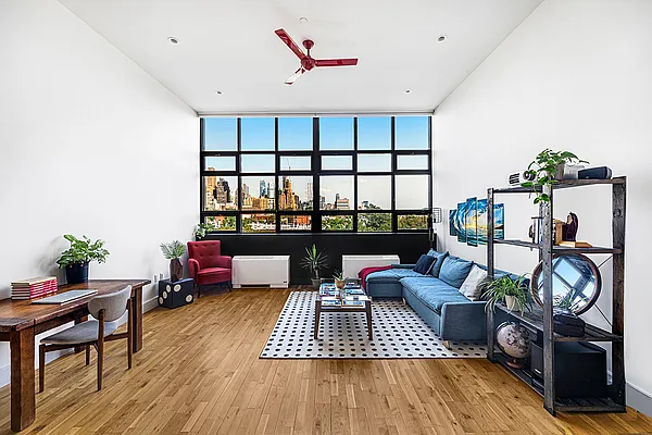 Sold by New York Casas Ltd. | media 1