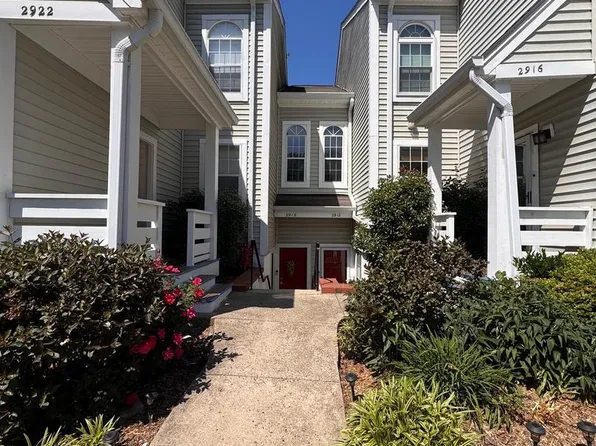 2912 Yarling Ct, Falls Church, VA 22042