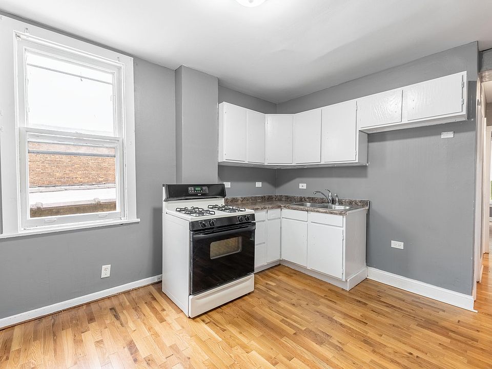 1st image of 2136 S Homan Ave #2