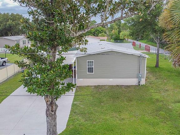 3rd image of 4000 Volusia Dr