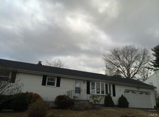 25 McLeod Pl, Stratford, CT 06614