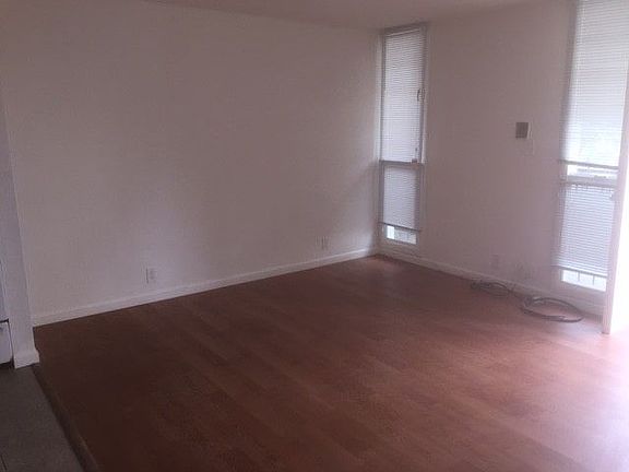 3rd image of 875 Fulton St APT 1