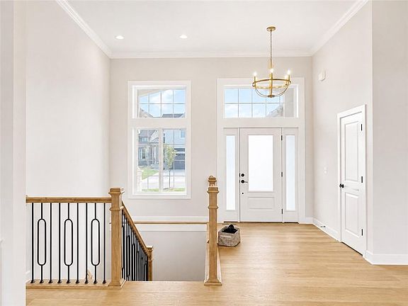 4th image of 8004 Round Prairie St