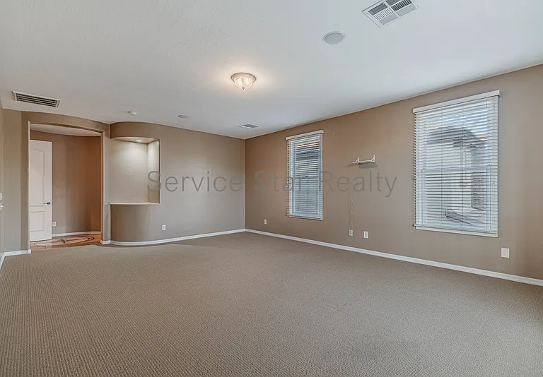 2214 E Chanute Pass — Photo 23