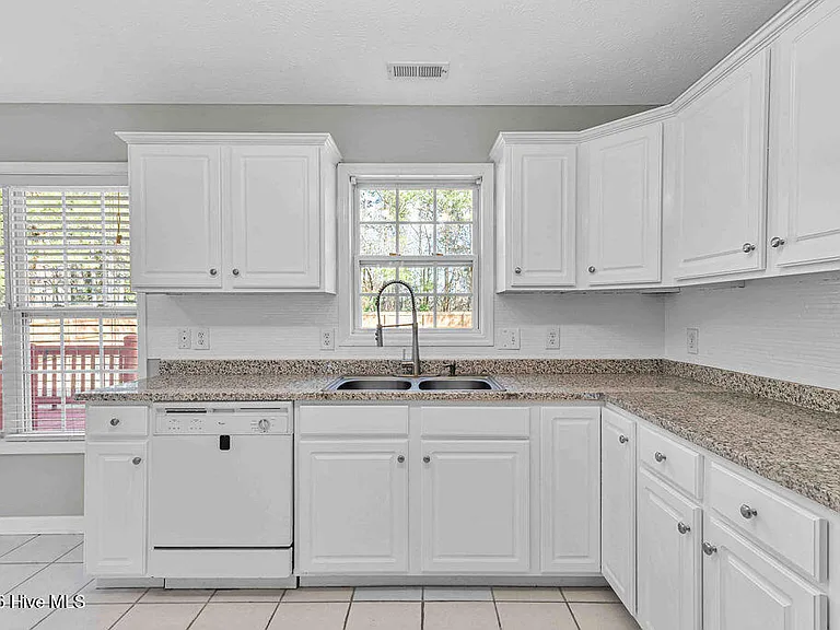 302 Altavista Loop — Photo 13