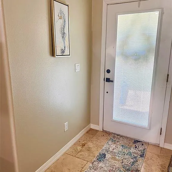 7 Lancaster Ln — Photo 4