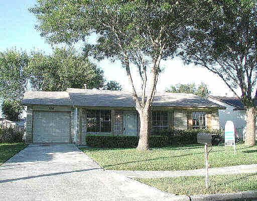 1st image of 3218 STEPHEN FOSTER DR