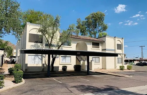 1548 W Sahuaro Dr #4 Photo 1