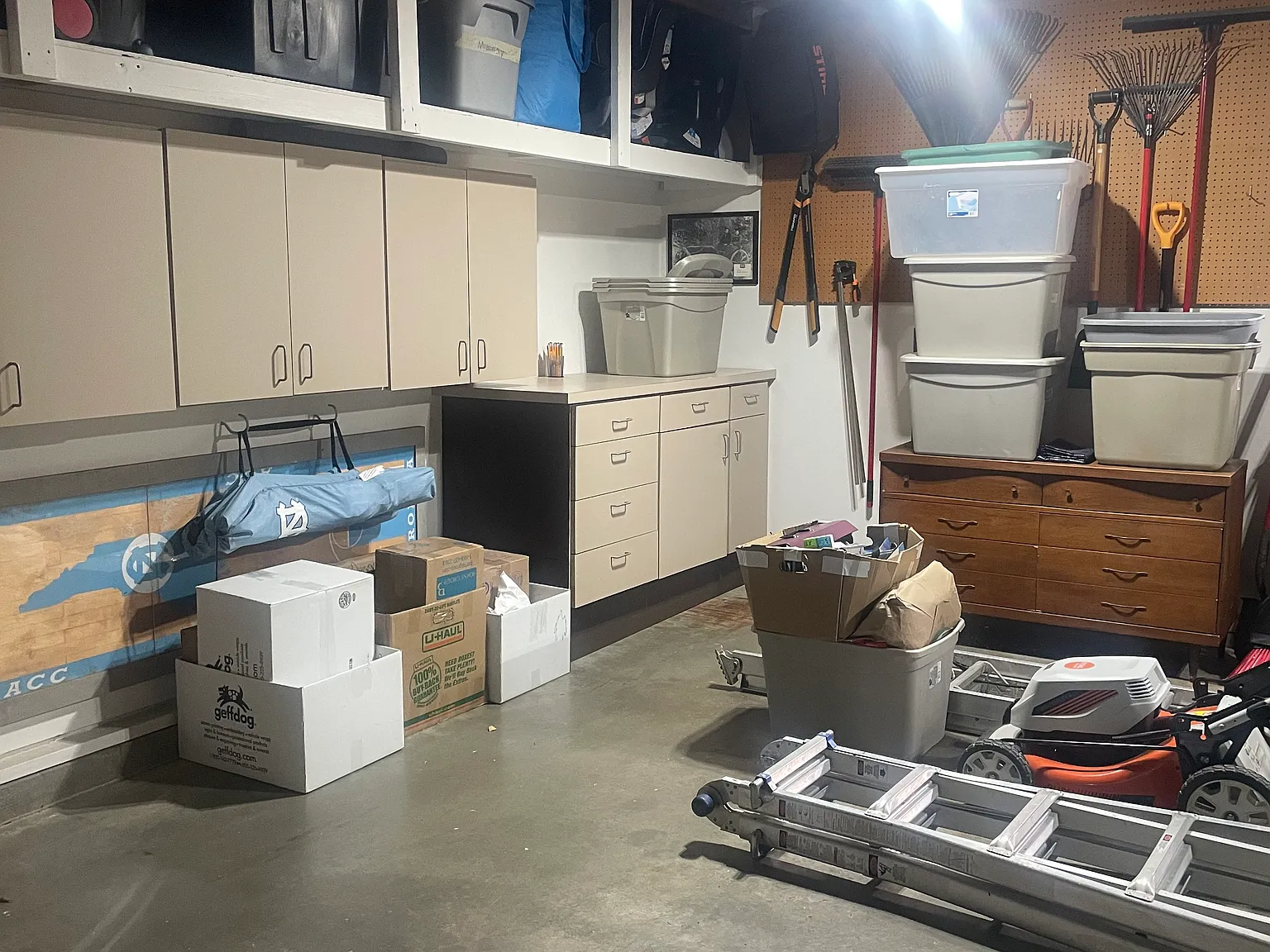 3 bed, 2230 sqft, $2,450 — Photo 3