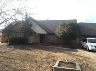 4817 W Country Club Dr, Stillwater, OK 74074