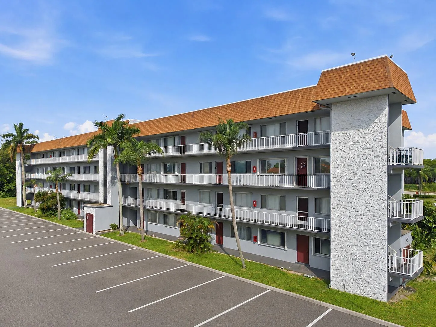 1 bed, 1.0 bath, 540 sqft, $1,600 — Photo 1