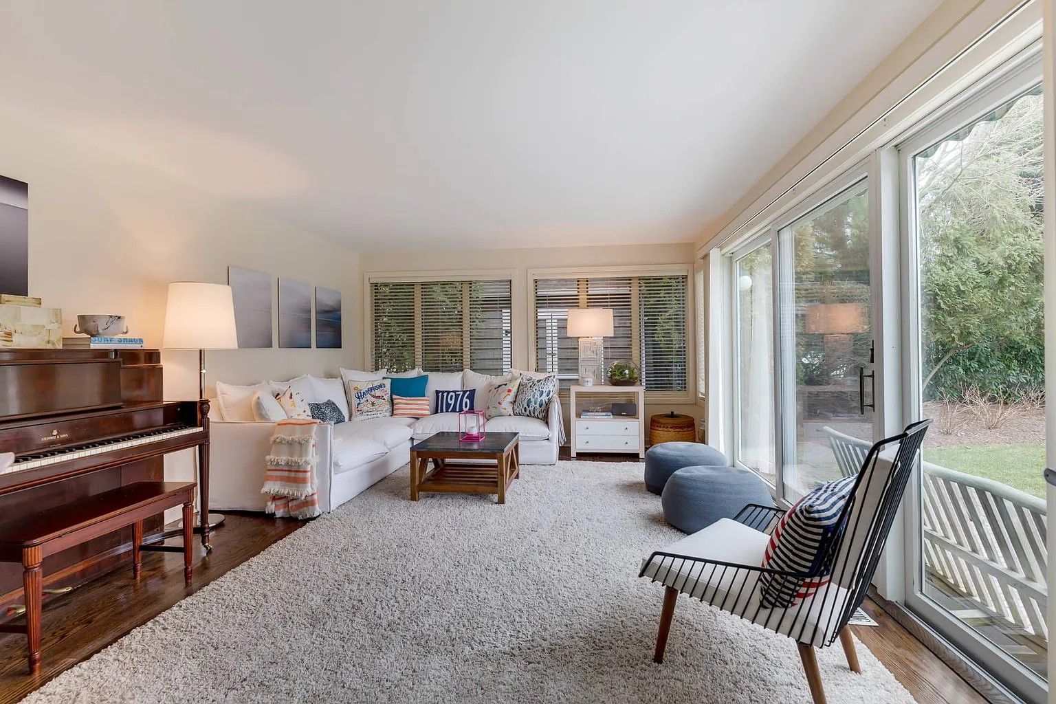  Sunroom den with piano