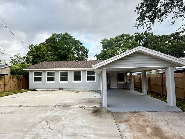 2416 Golfview St