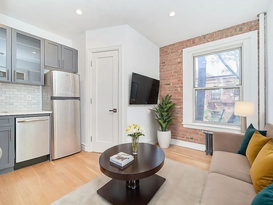 1st image of 42 Grove St #2EE