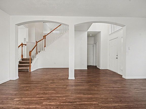 5th image of 3931 Oak Plank Rd