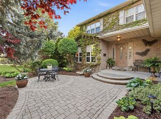 14 Ormandy Ct, Whitby, ON L1P1E8