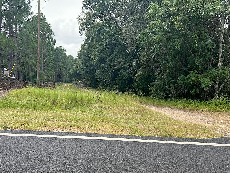 1st image of 1601 Lotts Creek Rd