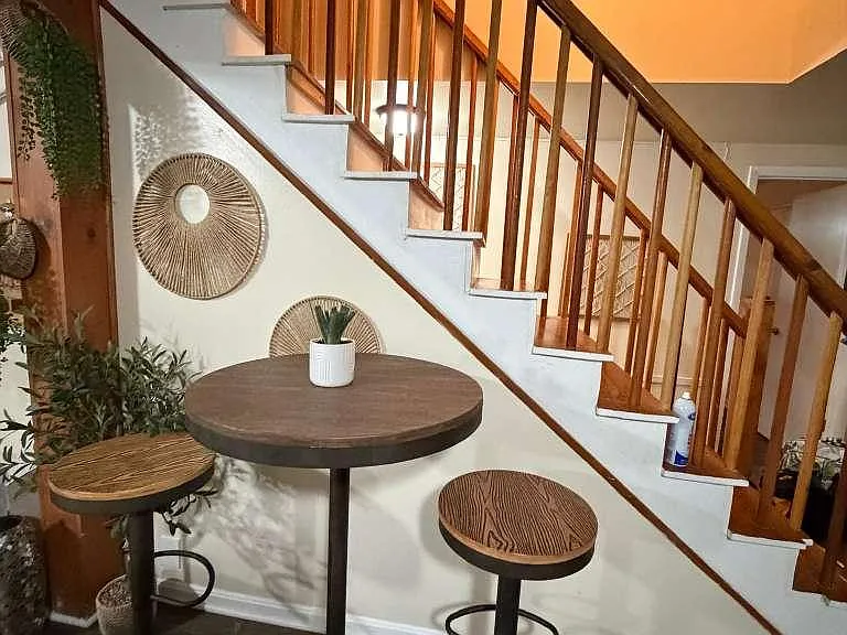 233 Molden Dr — Photo 8