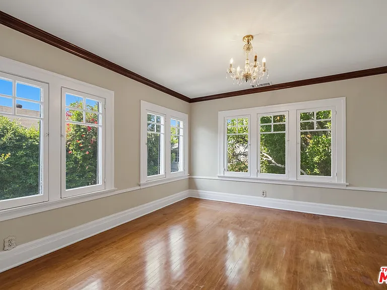 317 S Norton Ave — Photo 35