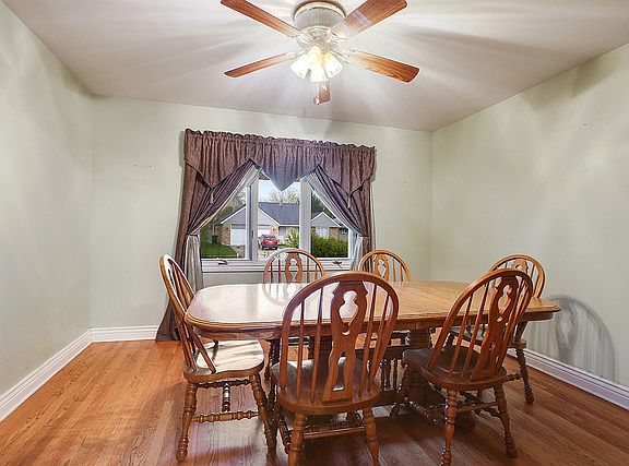 5th image of 15438 Tee Brook Dr