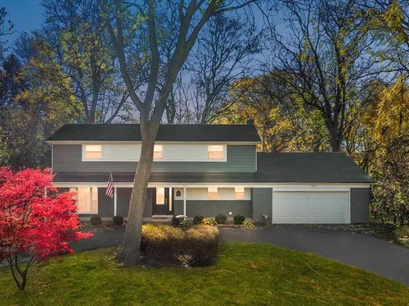 4783 Quarton Rd, Bloomfield Hills, MI 48301