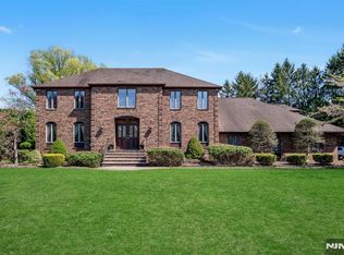 12 17th St, Norwood, NJ 07648