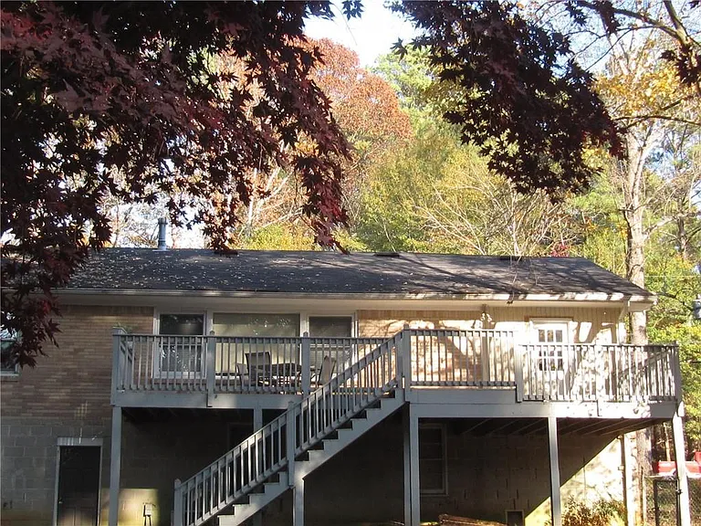 538 N Superior Ave — Photo 15