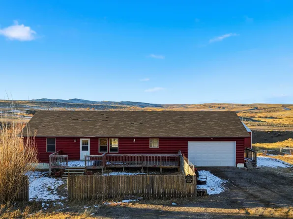5352 Saddlestring Rd, Casper, WY 82604