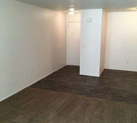 3rd image of 475 E 600 S APT 2B