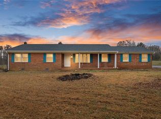 871 Gold Hill Rd, Madison, NC 27025