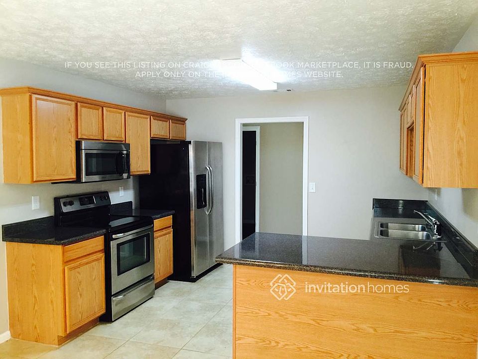 2nd image of 85 Pebble Ridge Dr