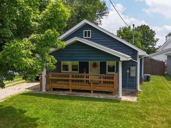 10127 E Tennessee, Oakland City, IN 47660