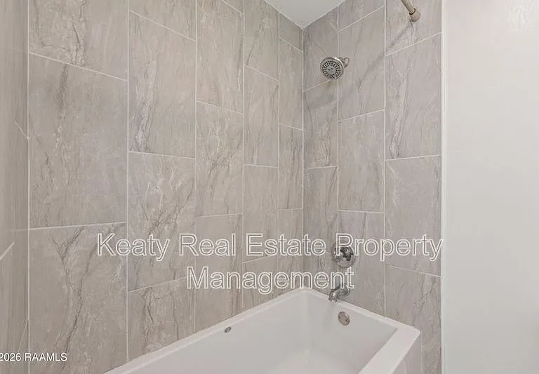 313 Wallingsford Cir — Photo 17
