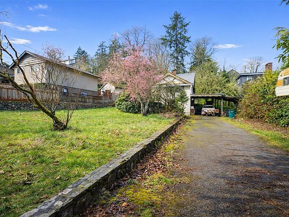 4th image of 4050 Grange Rd