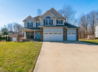 2442 Greenbriar Ln, Madison, OH 44057